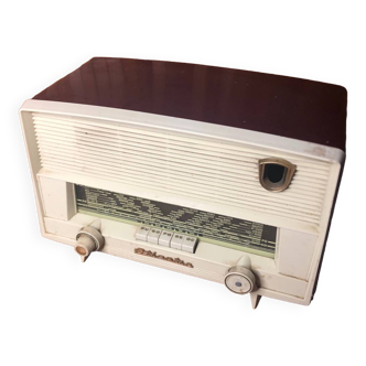 Ancien poste radio atlantic bakélite blanc & rouge bordeaux vintage #a533