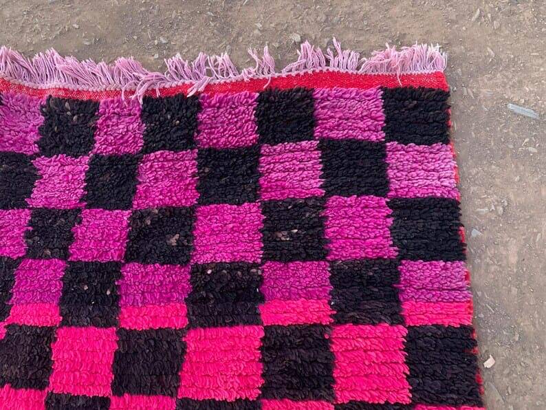 Handmade square Berber rug, size 150 x 250 cm