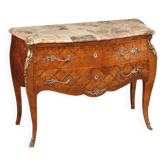Commode française marquetée de style Louis XV du XXe siècle