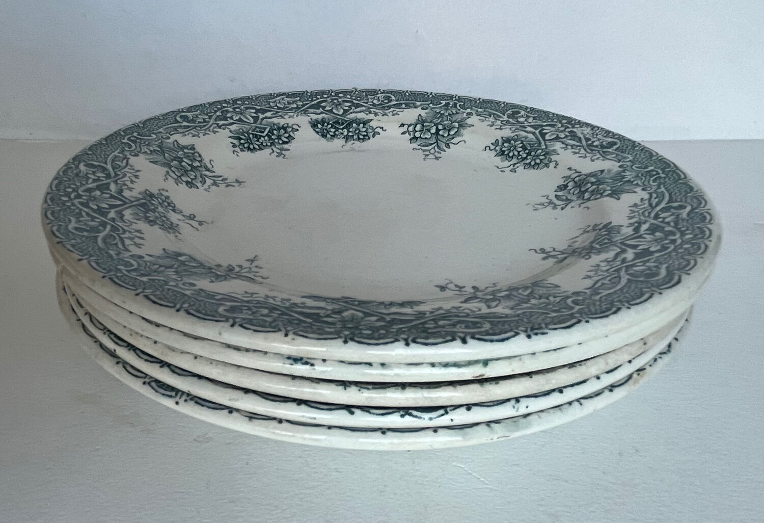 5 ironstone dessert plates