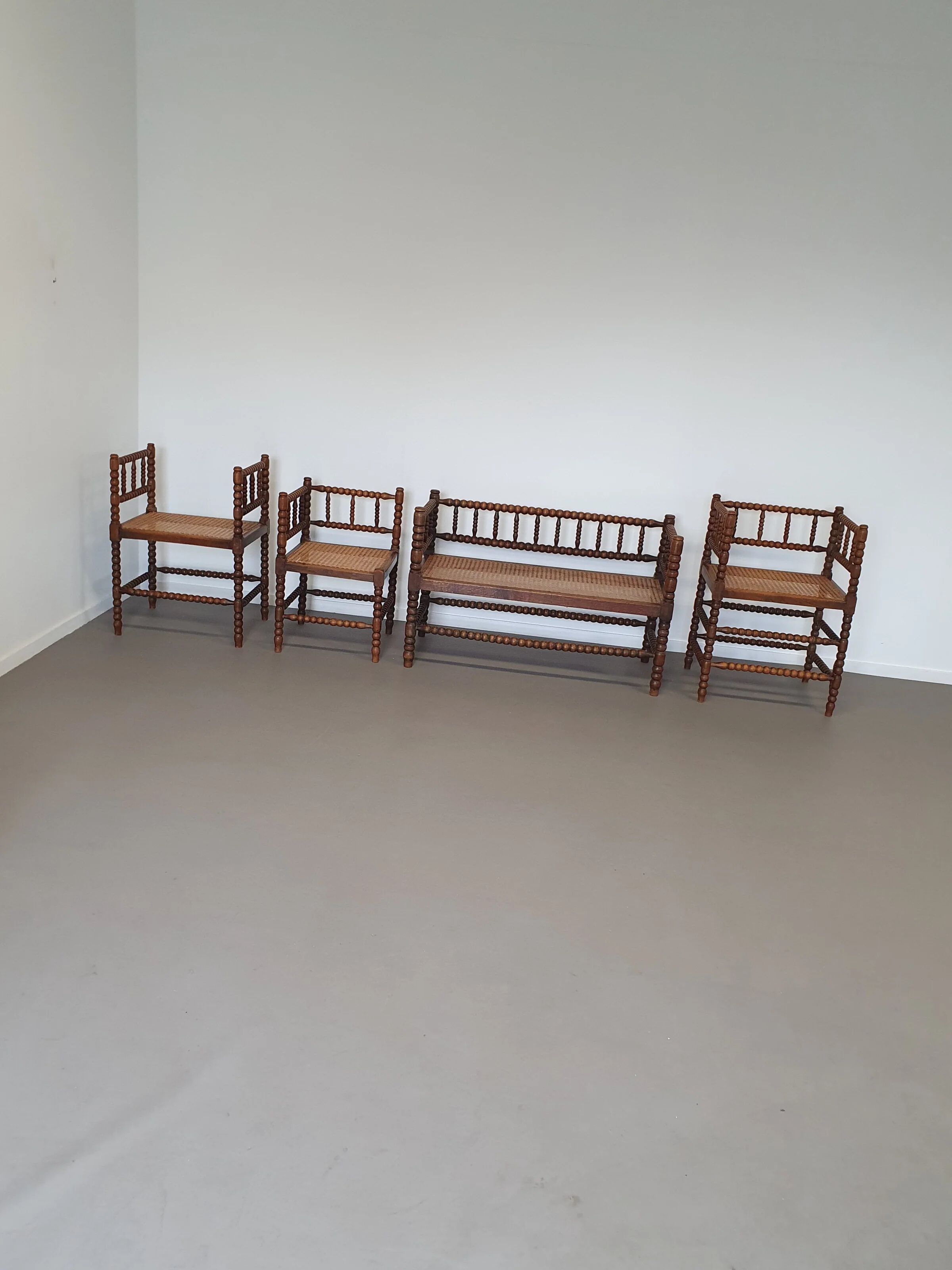 Matching Bobbin family group 1 x bench, 3 x chair.