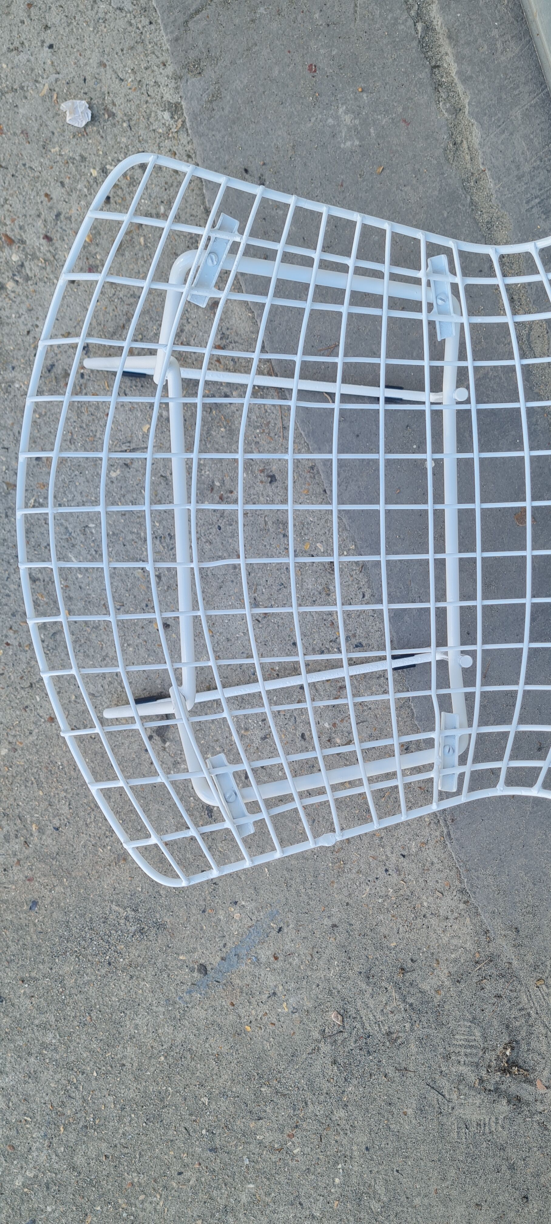 Chair wire by Harry Bertoia