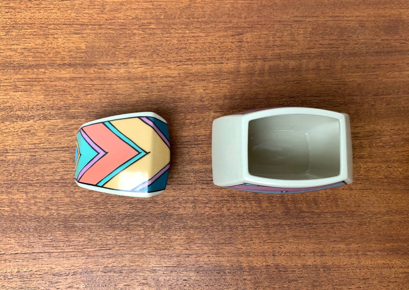 Milk jug and sugar bowl from the Flash One postmodern series by Dorothy Hafner for Rosenthal, 1980s, set of 2.
