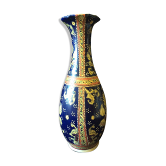 Vase ovoïde col évasé porcelaine aux émaux décor floral XXème H41cm