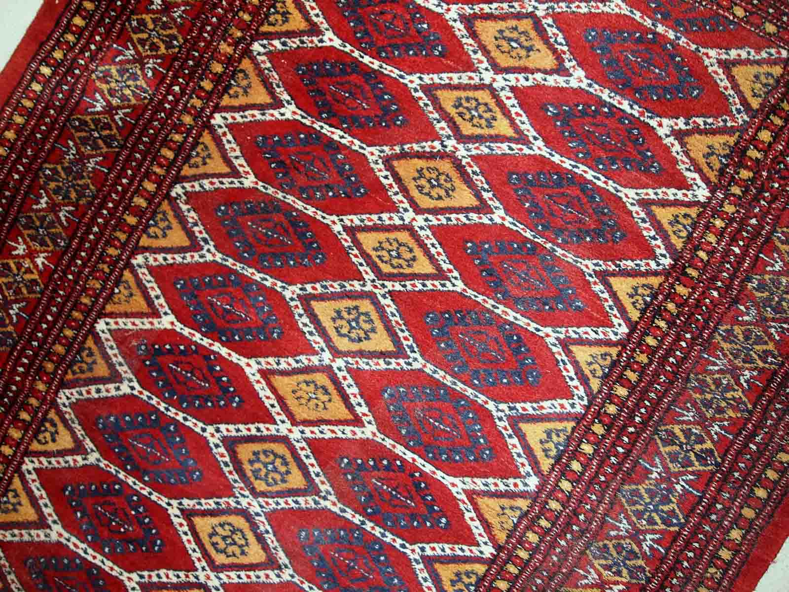 Vintage carpet Uzbek Bukhara handmade 100cm x 152cm 1960s, 1C726