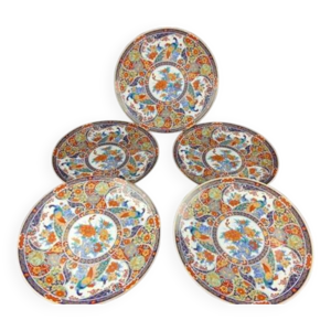 suite de 5 garndes assiettes