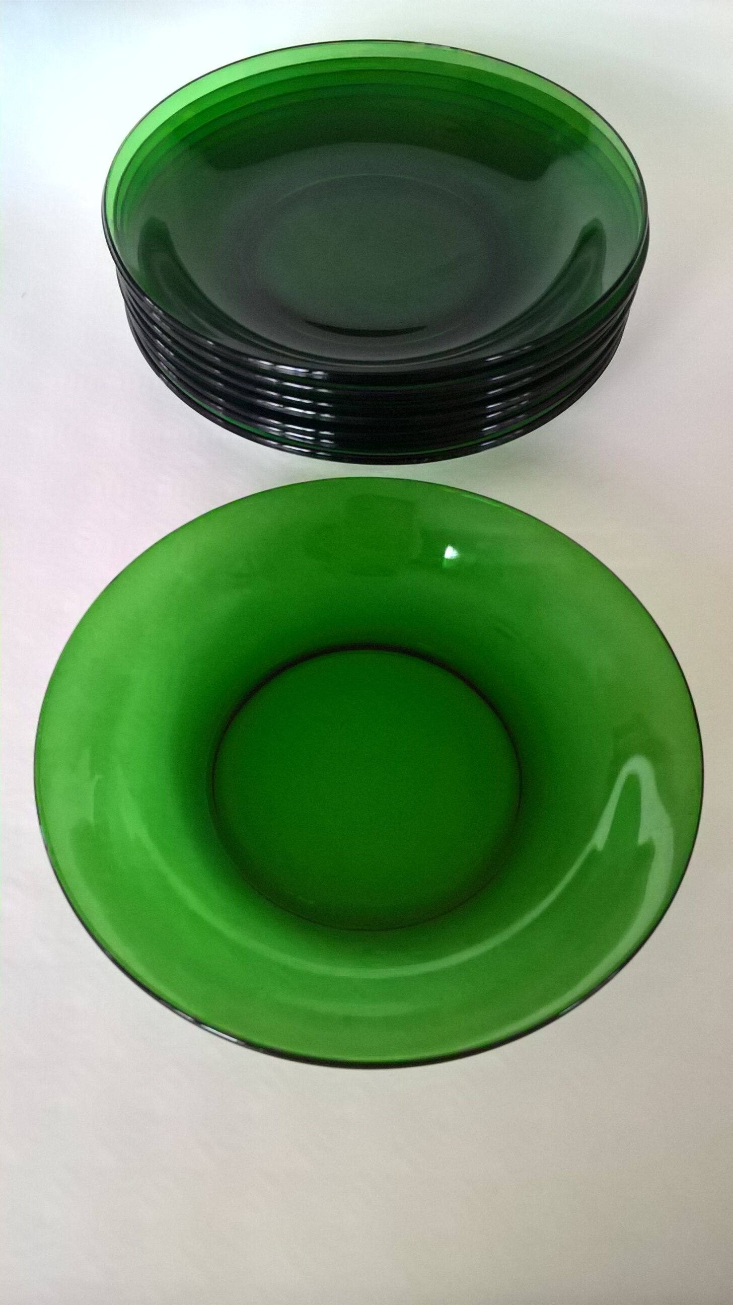 Lot of 8 vereco hollow plates