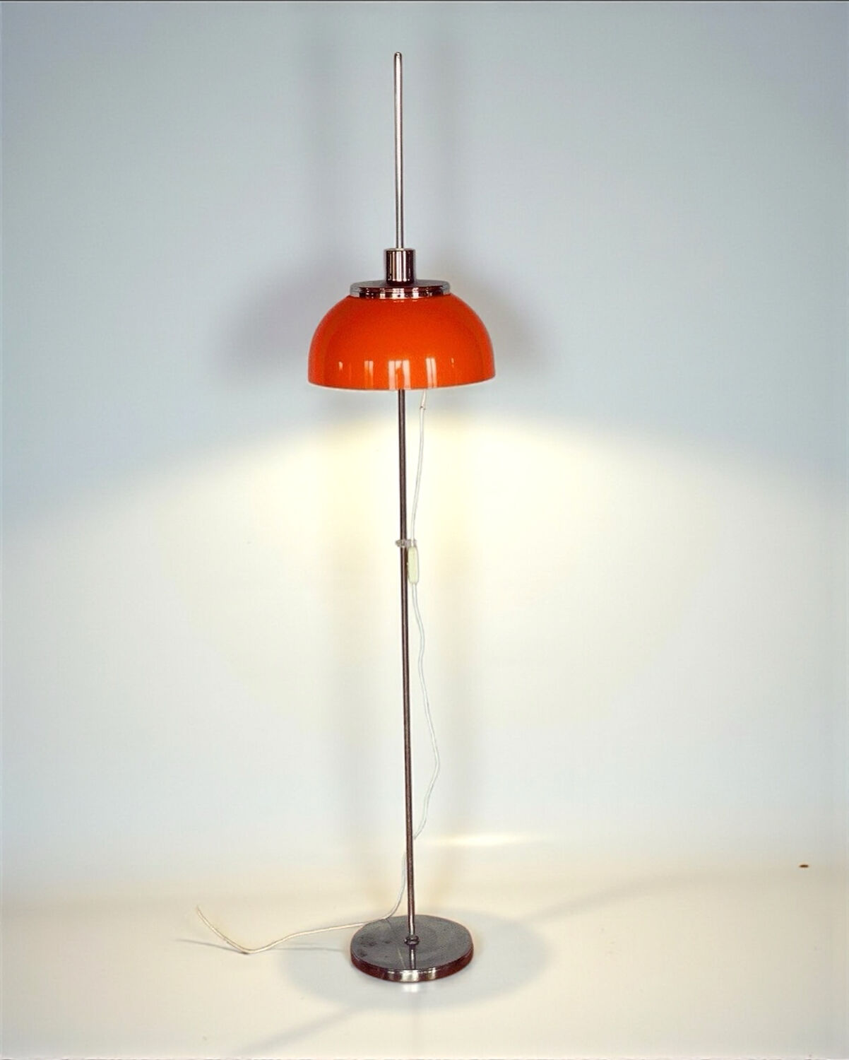 Faro floor lamp by Luigi Massoni for Guzzini 70’
