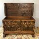 Coffre de rangement ancien