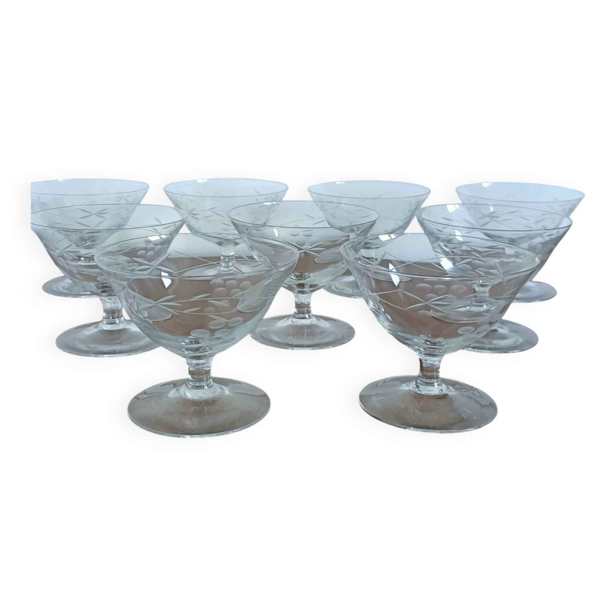 9 hand-cut art deco champagne glasses