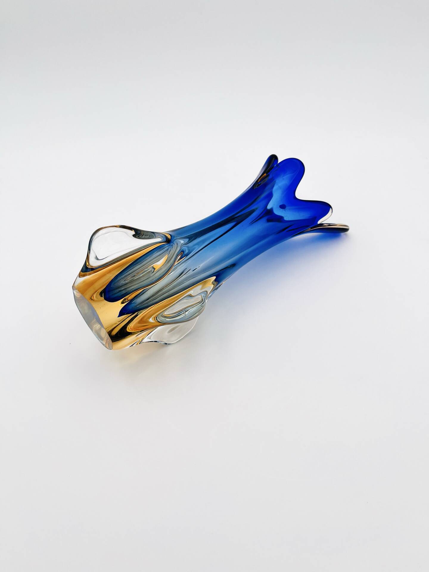 Murano Sommerso Vase Sculpture Chambord Model Blue Amber 26cm