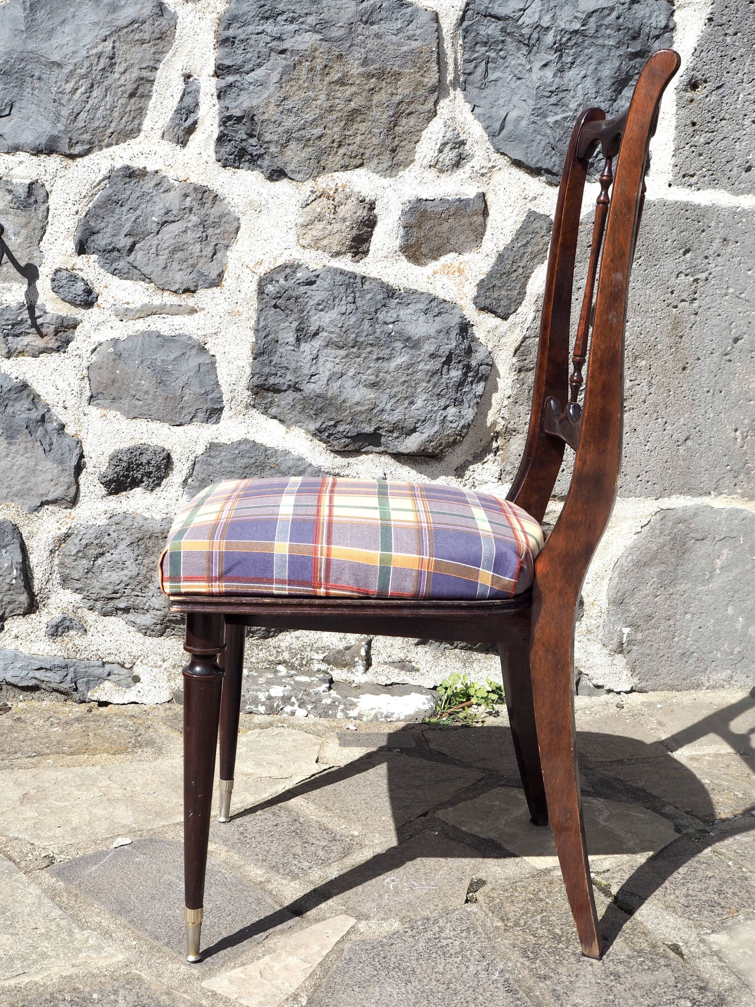 Set of 6 chairs in lacquered wood and fabric