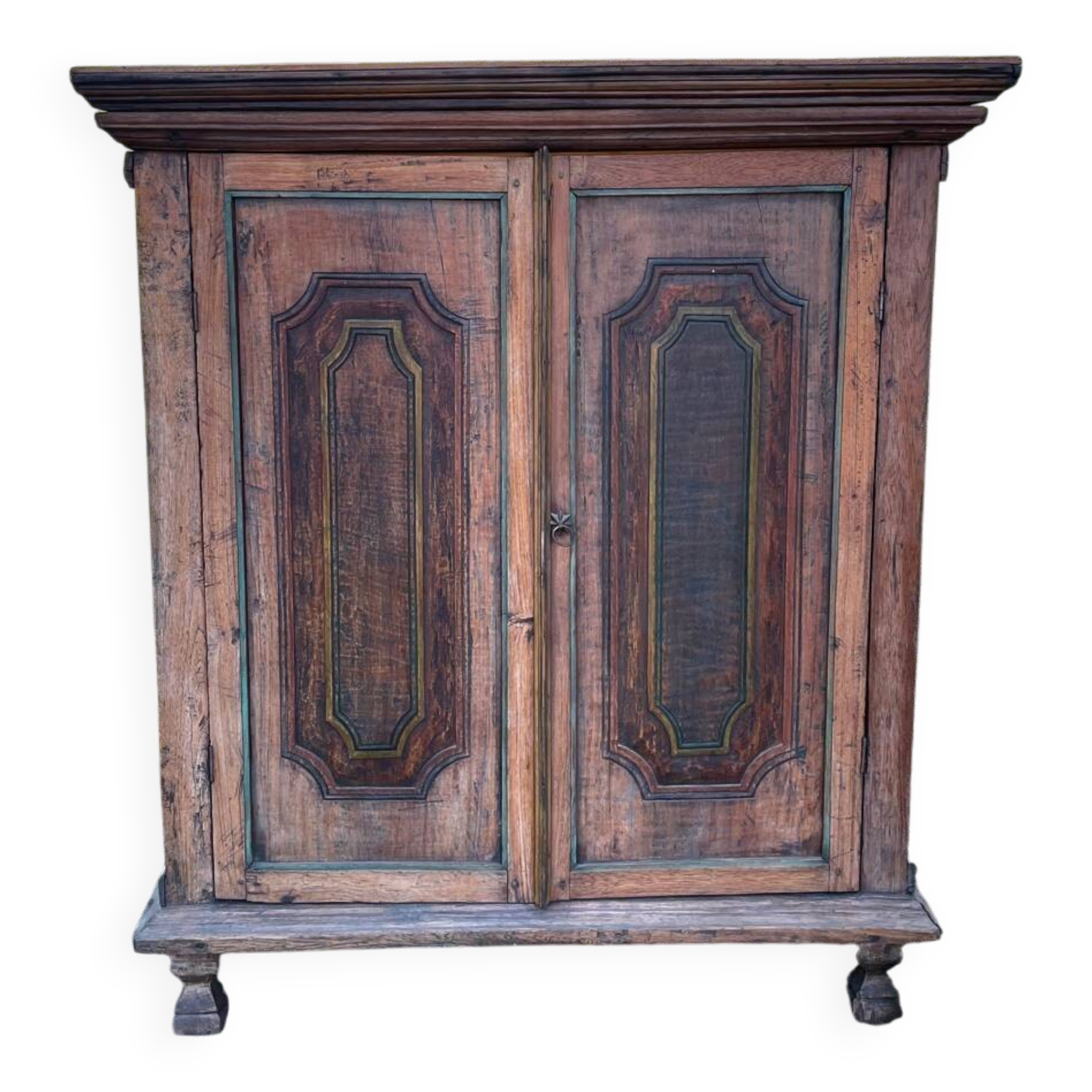 Polychrome cabinet from the 19th century