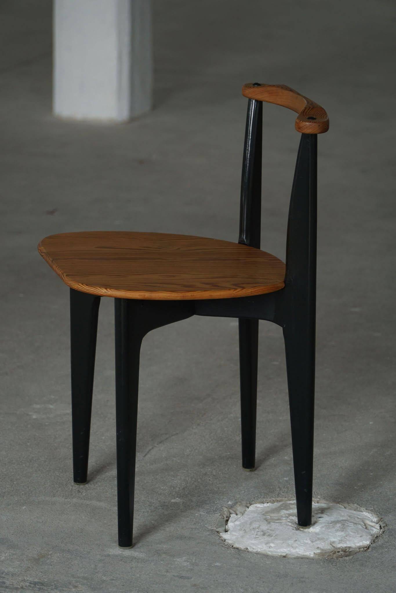 Set of 4 'Thema' chairs in pine by Yngve Ekström, Swedese, Modern Swedish, 1954