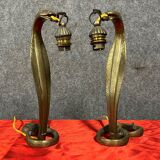 Paire de lampes cobra en bronze doré