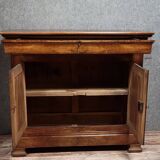 Buffet a doucine époque Louis Philippe en ronce de noyer