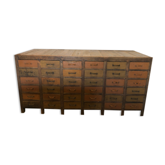 Trade furniture with 36 drawers