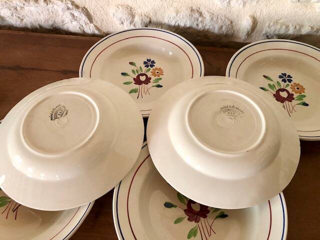 Luneville plates, "Chantilly" model