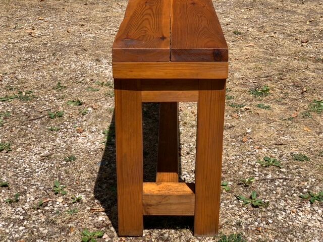 Paire de bancs modernistes en bois années 70