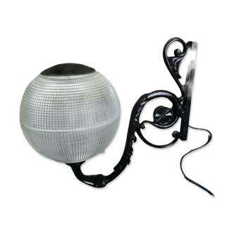 Lampe holophane 40 cm sur potence
