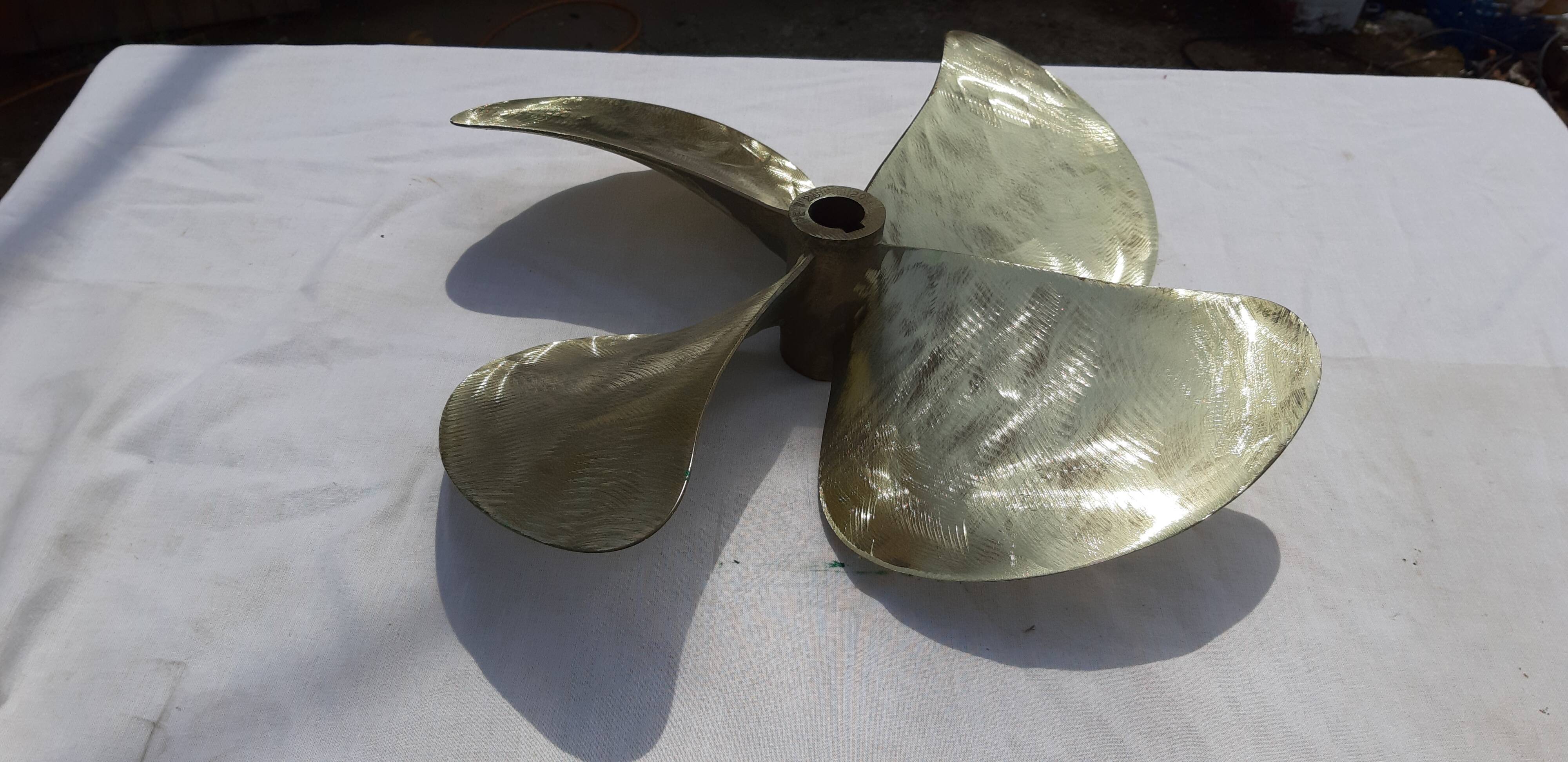 Radice bronze boat propeller