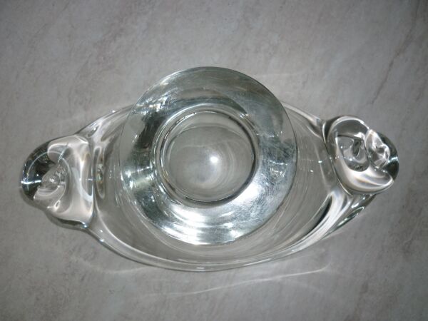 Vase en cristal signé Daum France 1926