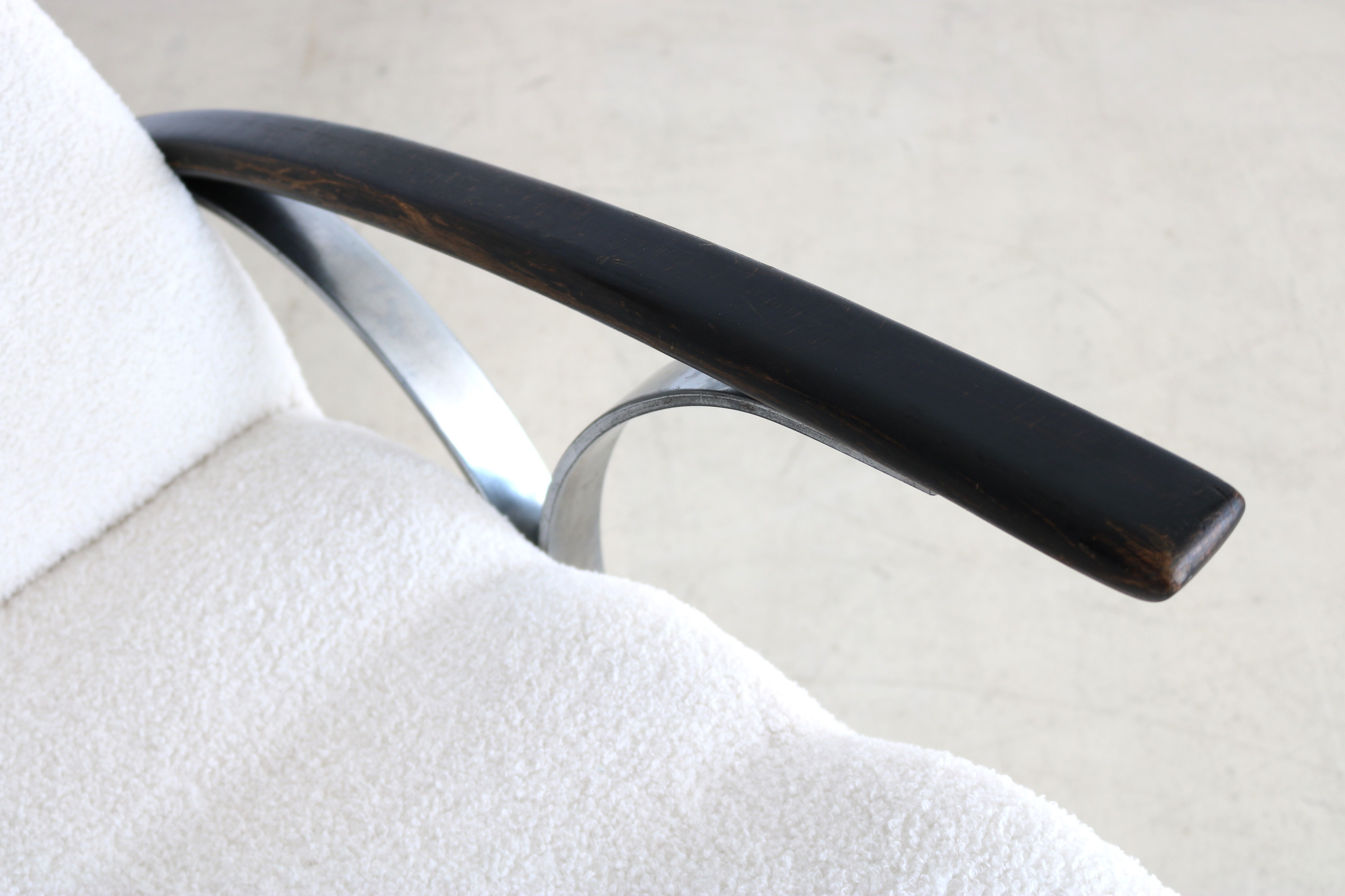 Vintage rocking chair