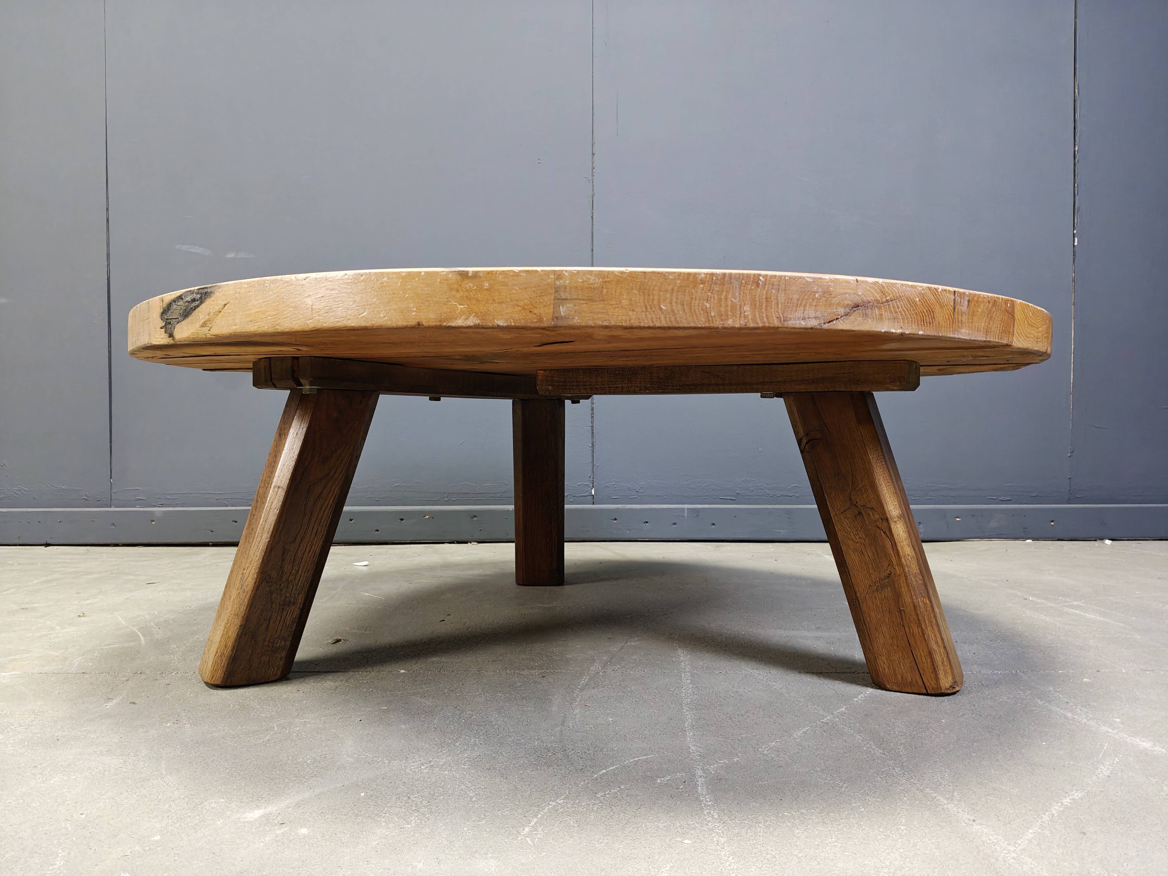 Large tripod round wooden brutalist coffee table, 1960s