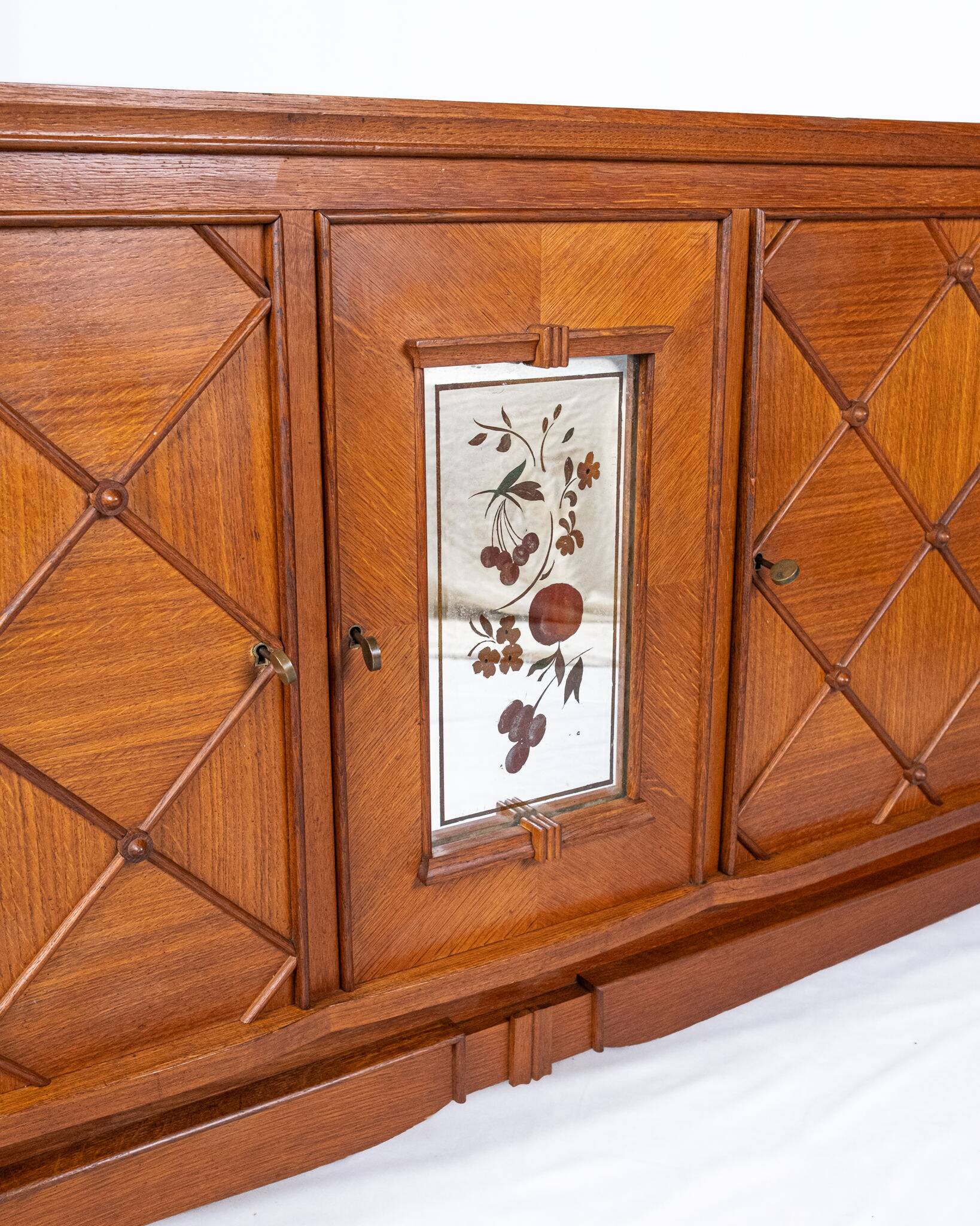 Art Deco oak buffet with crossbars, France, 1940s