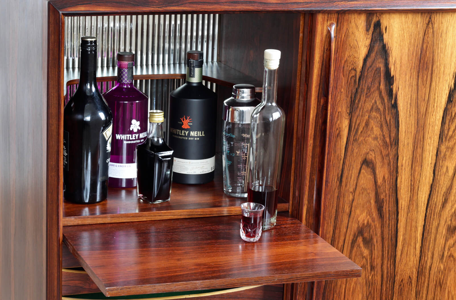 Danish highboard in brasilian rosewood by H. P. Hansen, 1960