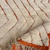 Handmade white wool Berber rug, size 100 x 200 cm