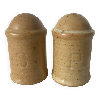 Stoneware salt and pepper shaker