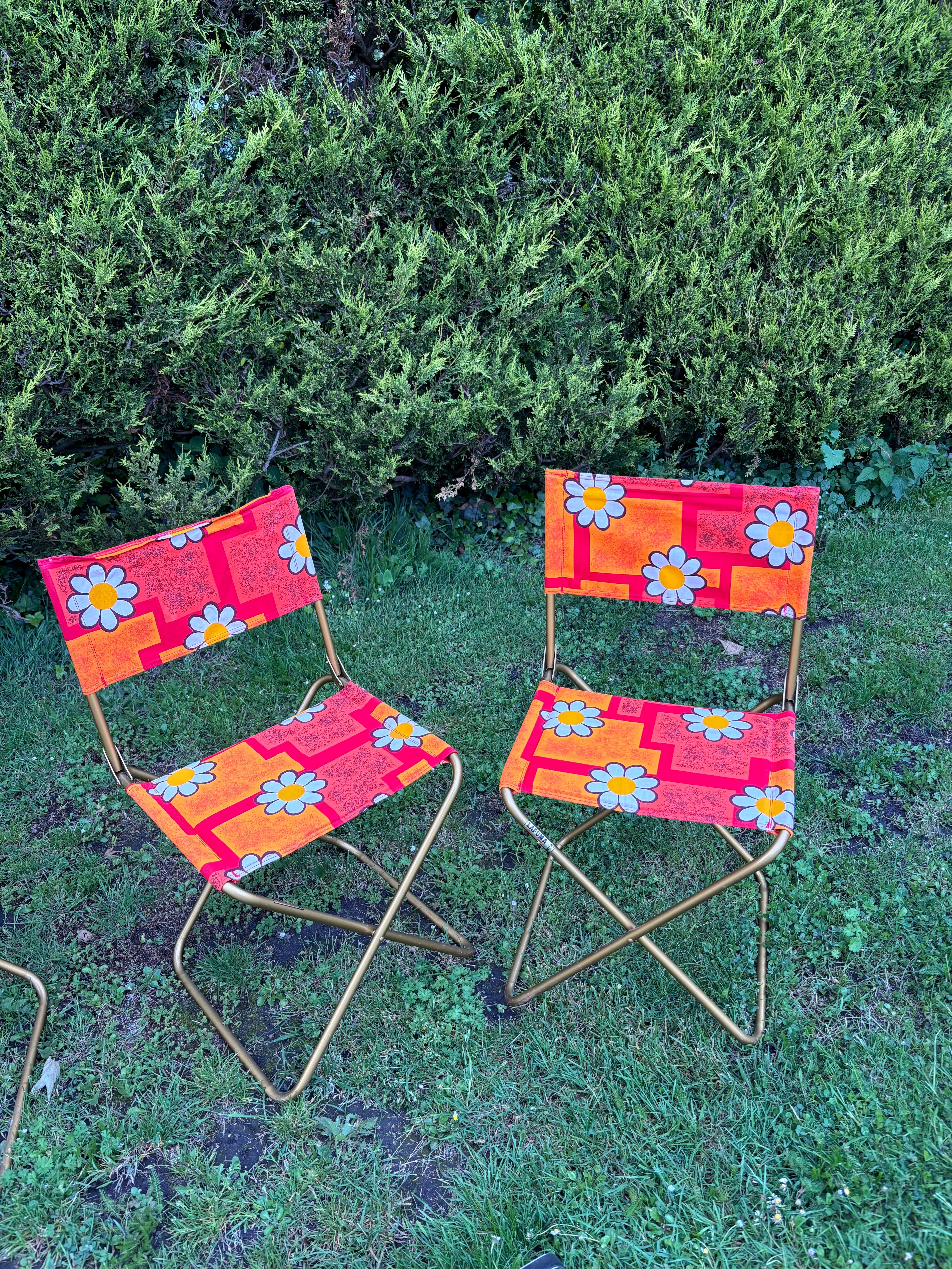 Set of 4 vintage 1970s camping folding chairs