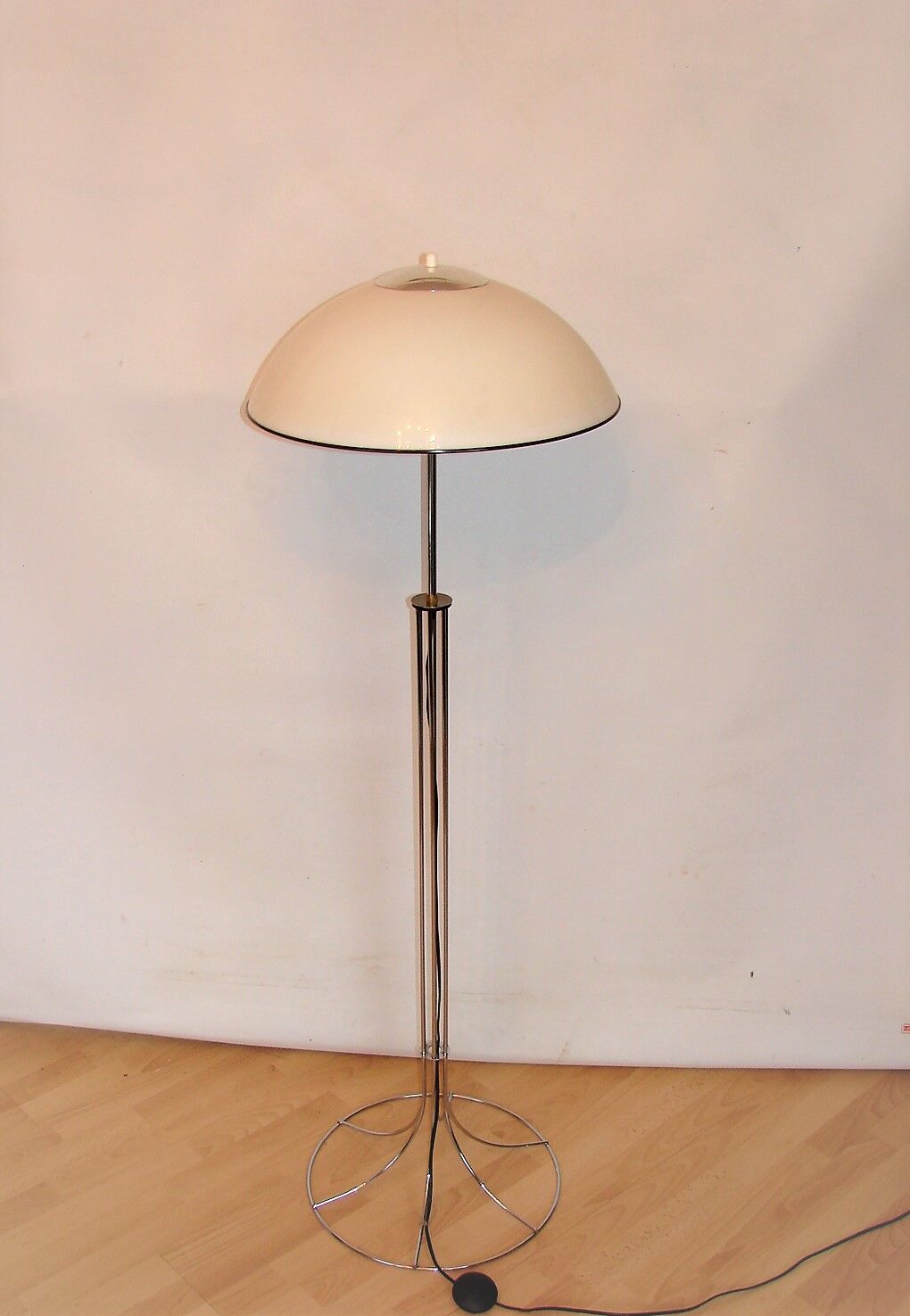 Modern floor lamp, 1970s