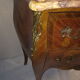 Commode galbée style Louis XVI marqueterie bois de rose