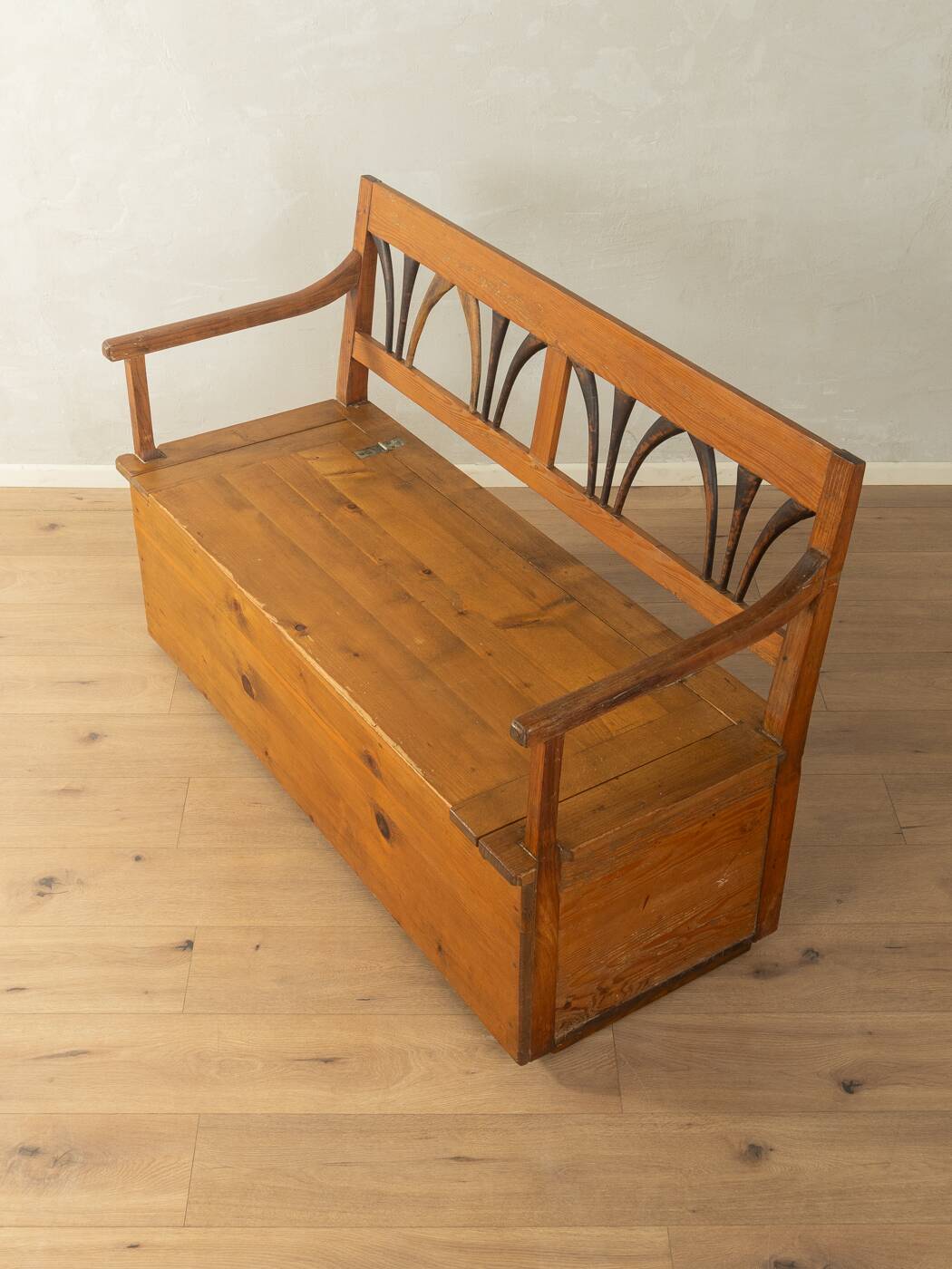 Biedermeier chest bench from the 1900s, pine wood