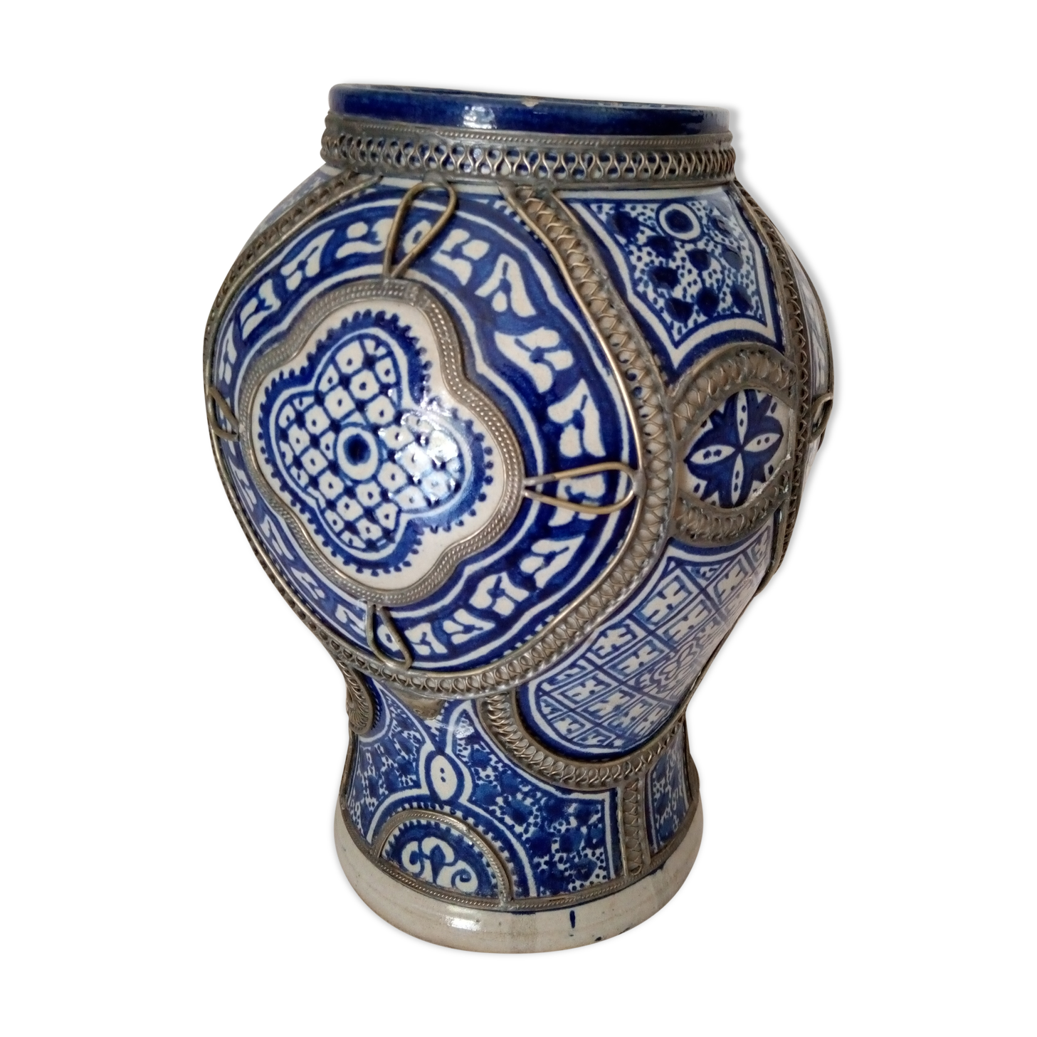 Ancient vase in earthenware from Fez, Morocco