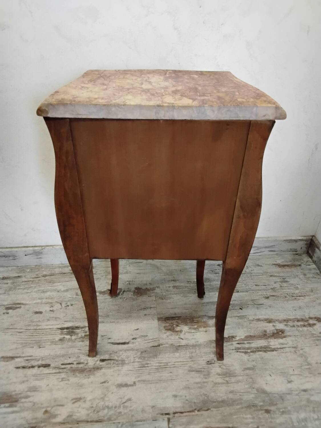 Chevet, meuble d’appoint en bois et marbre