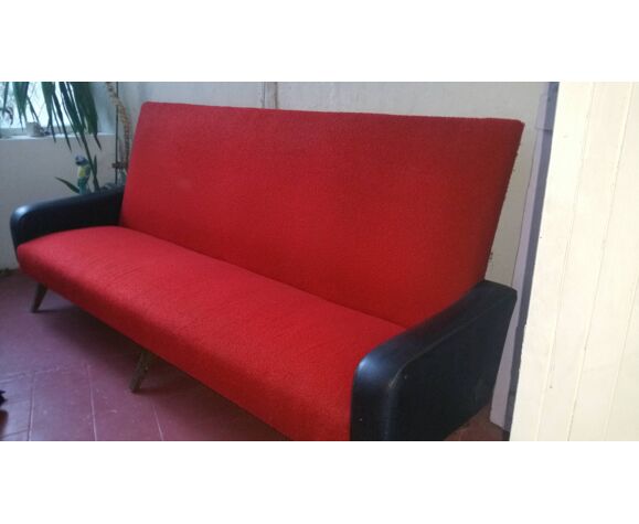 Sofa vintage red and black sky | Selency
