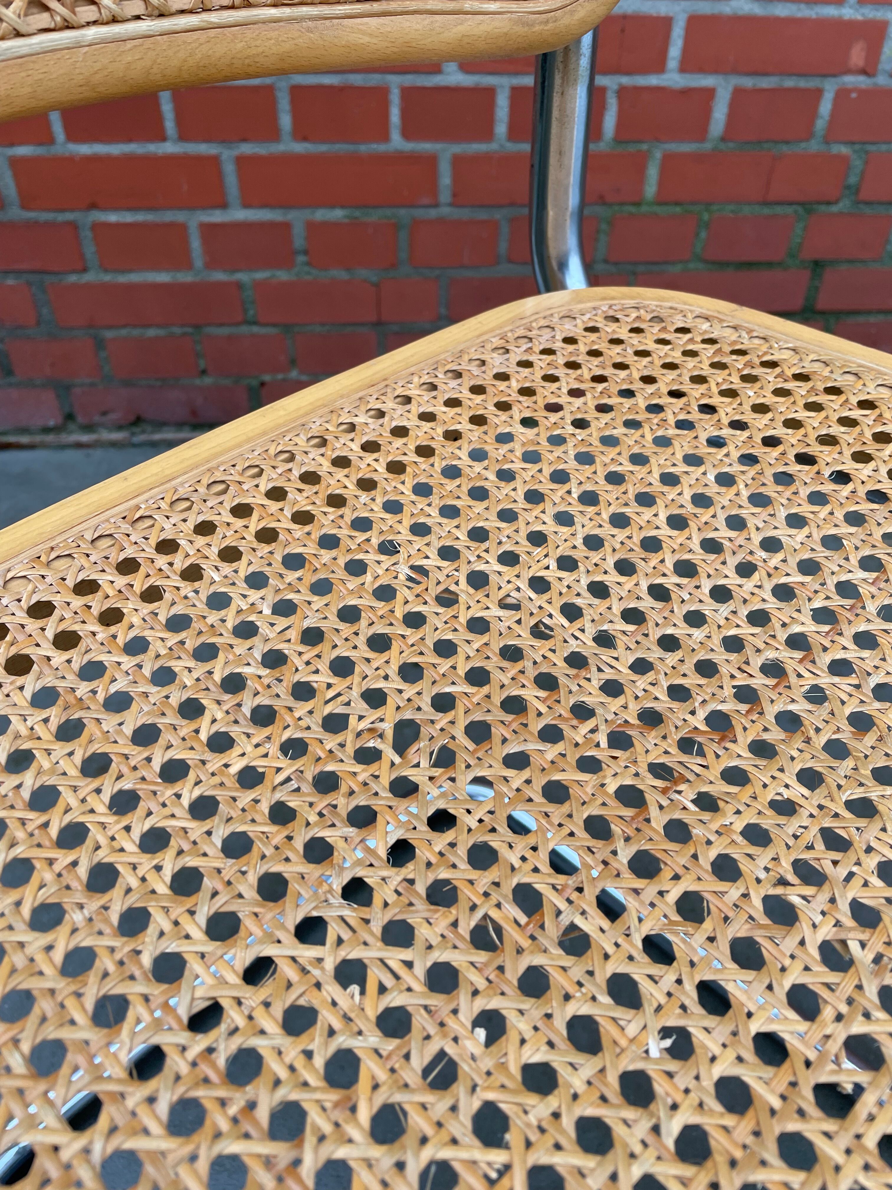 Cesca design chair b32 model