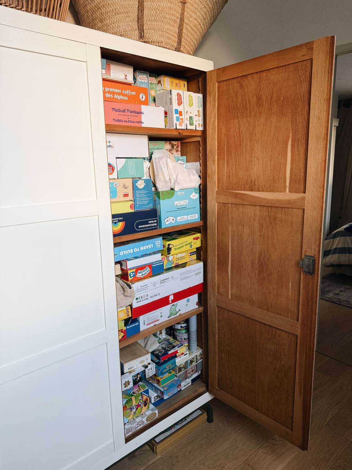 Armoire maître d’école