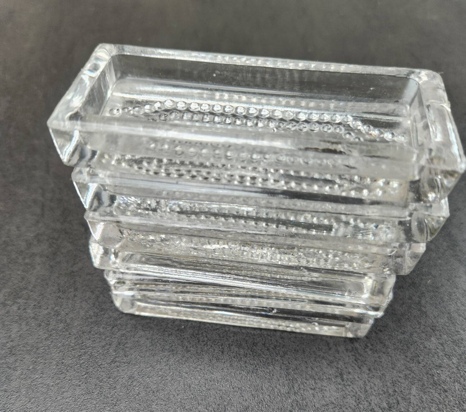 Set of 6 chiseled glass knife holders