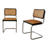 Paire de chaises Marcel Breuer noire cannage