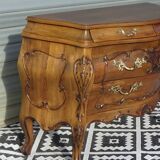 Coffin-style chest of drawers in walnut