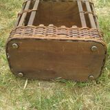 Rattan bottle bar with handle