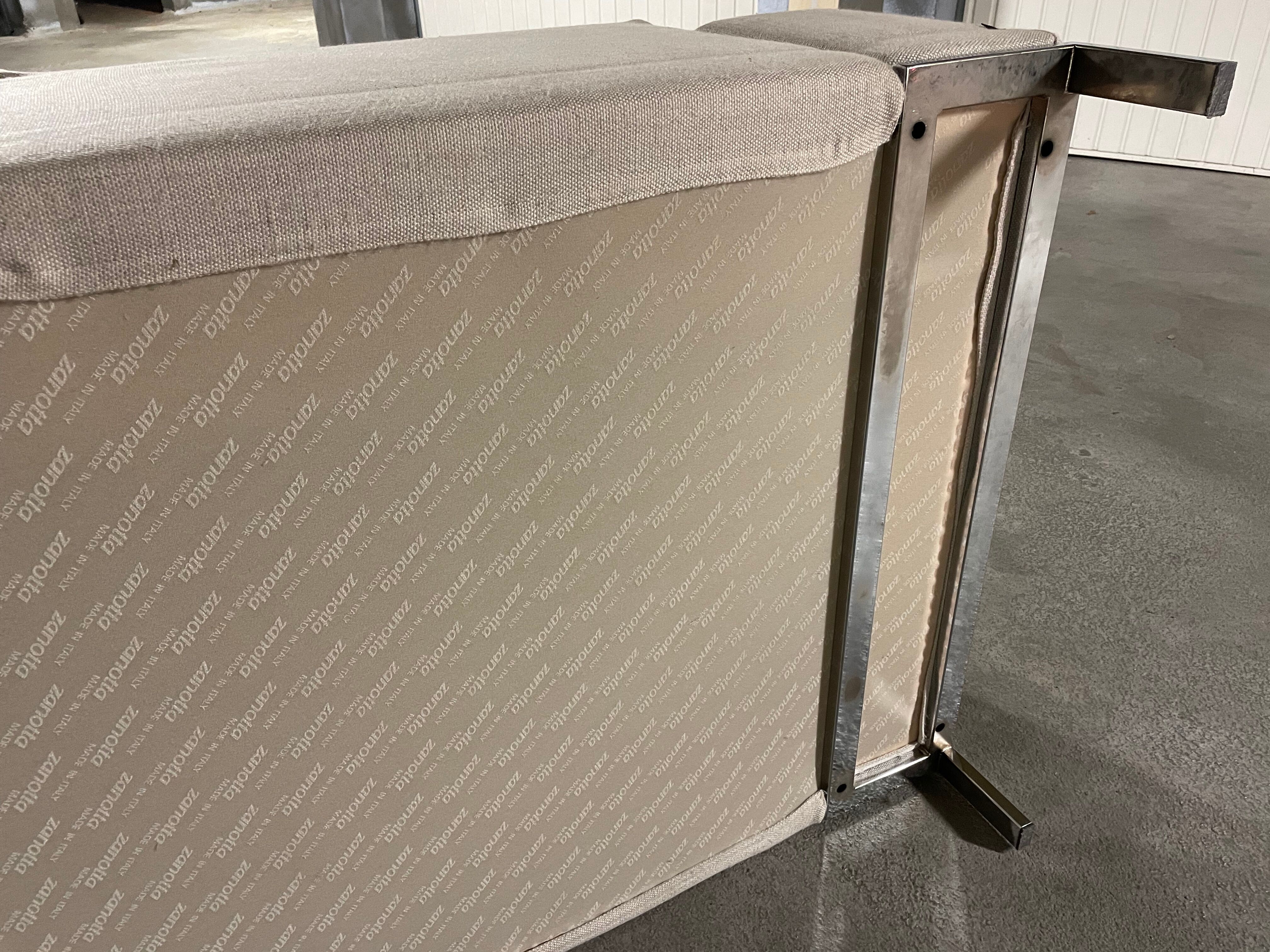 Sofa meridian Zanotti cream gray