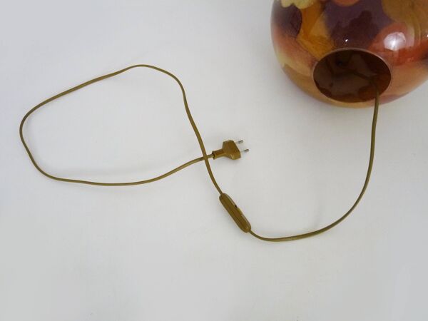 Lampe à poser en verre soufflé forme pomme années 70