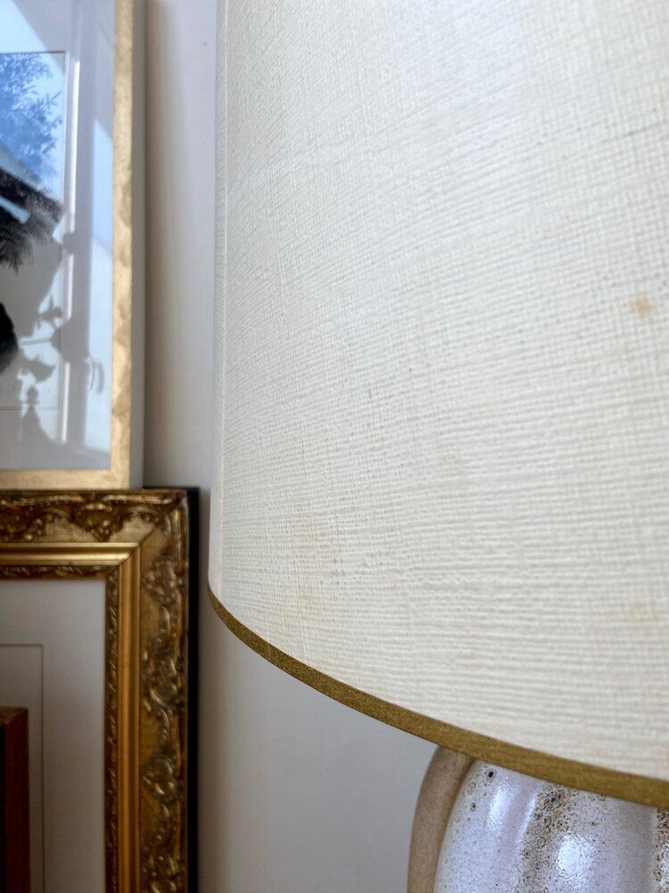 Table lamp in glazed ceramic and beige paper