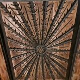 Buffet en bois de chêne sculpté