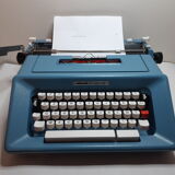 Olivetti Studio 46 portable typewriter, functional